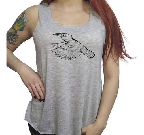 Musculosa Acampanada Colibri Volando Dibujo Lapiz