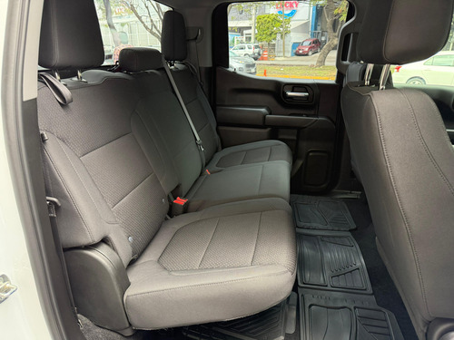 Chevrolet Silverado V6 4x4 2021