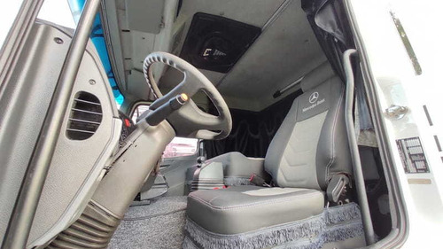 Imagem 10 de 15 de Mercedes Benz Axor 2035 Pacote Premiun 4x2 Toco Ano 2011