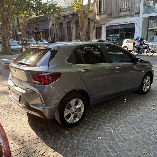 Chevrolet Onix 1.0t Hb Premier At