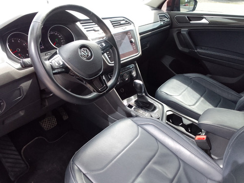 Imagen 6 de 16 de Volkswagen Tiguan Allspace 2.0 Tsi Comfortline Dsg