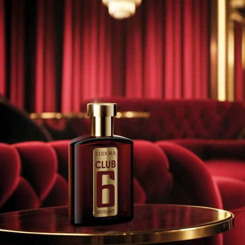 Club 6 Spotlight Presente: Colônia 95ml + Loção Corporal 200ml + Sacola