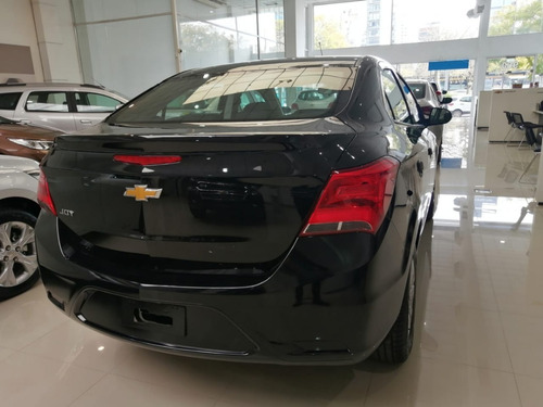 Chevrolet Onix Joy Plus 1.4 4p Black Edition Sl My21