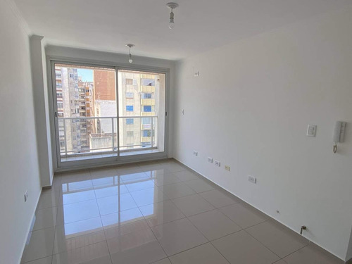 Imagen 3 de 8 de Departamento De 1 Dormitorio En Venta En El Centro - Apto Bancor