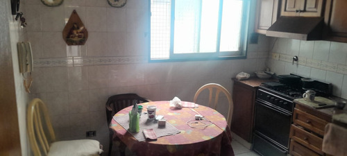 Depto. 4 Amb. Fte C/bcon Y Cochera A.p. Carranza Al 2900