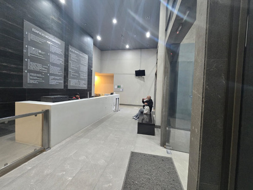 Oficina 36 Mtrs2, 2 Privados, 2 Baños, Recepción Terraza P 3