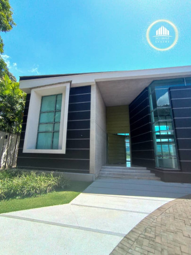 Imagen 2 de 11 de Guataparo Country Club Ases: Luz Castro Inmueble De Lujo.