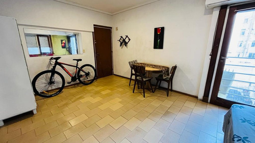Imagen 4 de 13 de Venta Monoambiente Zona Aldrey Con Balcon Frances