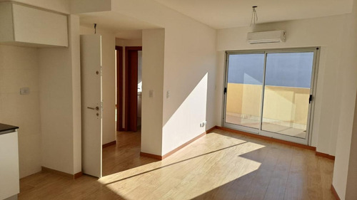 Imagen 7 de 12 de Departamento 2 Ambientes A Estrenar Piso 14 Edificio De Categoría - Barrio Norte