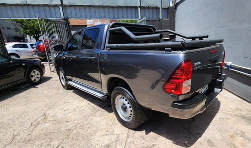 Imagen 14 de 15 de Toyota Hilux 2018 2.4 Cd Dx 150cv 4x2
