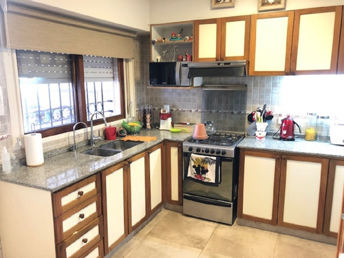 Imagen 12 de 17 de Casa Venta 4 Ambientes Martínez