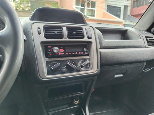 Mitsubishi Pajero TR4 2.0 5p
