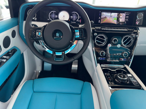 Rolls Royce Cullinan 2025