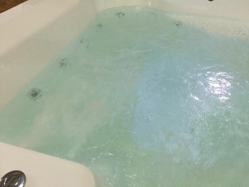 Jacuzzi Max 225x225x90 44 Jets 3hp 3 Almohadas Full Acrílico