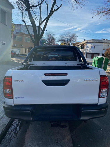 Toyota Hilux 2.4 Cd Dx 150cv 4x4