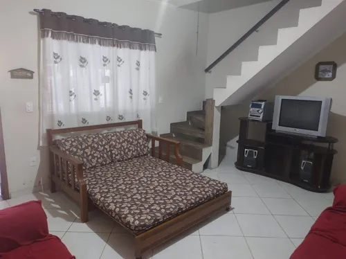 Casa Com Piscina Martim De Sá - Temporada
