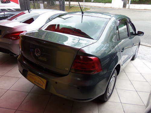 Volkswagen Voyage Trend 1.6 (flex) 2010