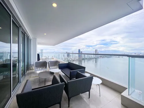 Apartamento En Venta En Castillo Grande. Cod V8402