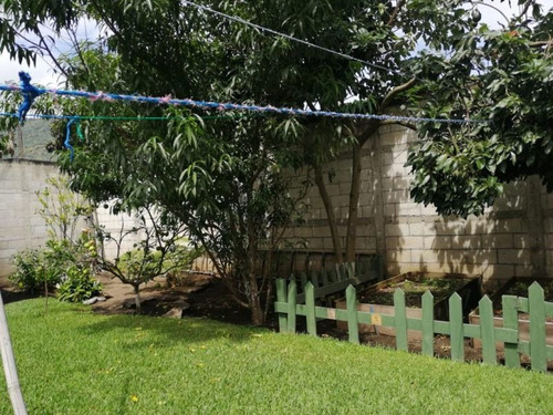 Imagen 8 de 13 de Casa En Jocotenango, Excelente Ubicacion, Calle Procesional