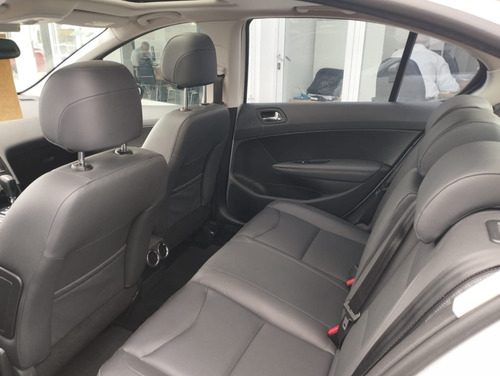 Imagen 12 de 15 de Peugeot 408 Feline 1.6 Thp Tiptronic 2017