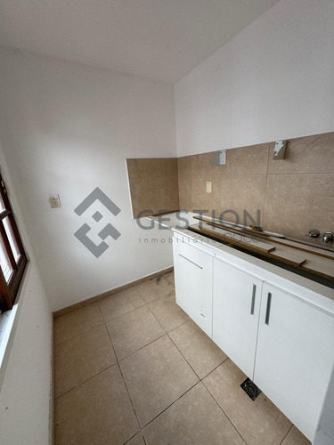 Casa En Venta En La Calera - Opciónal Se Vende Galpón
