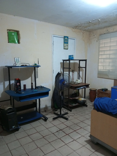 Casa En Venta En Urb.maracaibo,se Vende 2 Casas(je)