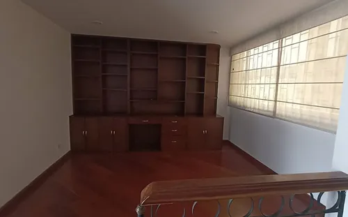Apartamento En Venta En Chico Oriental. Cod V10260128