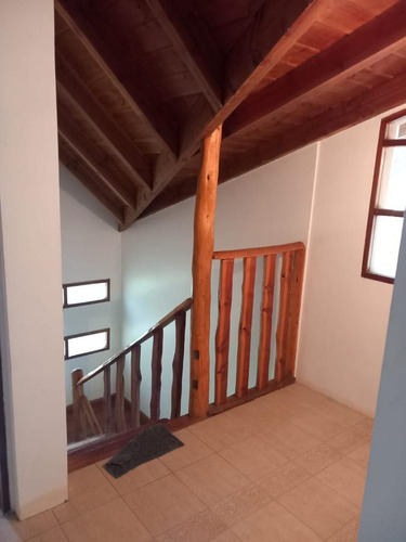Casa En Venta - 5 Dormitorios 3 Baños 5 Cocheras - 760mts2 - San Carlos De Bariloche
