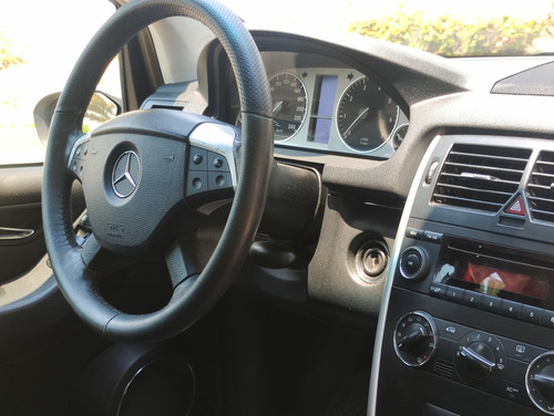 Mercedes-benz B200