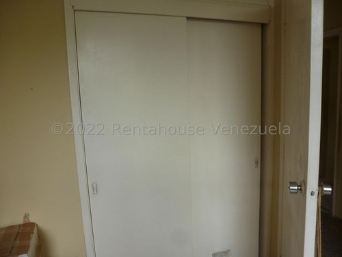 Imagen 17 de 23 de Tibizay Diaz Vende Apartamento En Los Palos Grandes Mls #22-26552