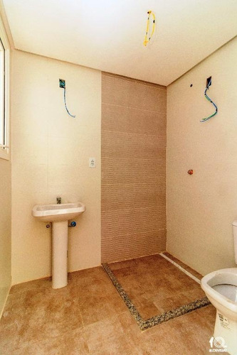 Sobrado Com 2 Dormitórios, Sendo 1 Suíte, Garagem Coberta P/ 2 Carros À Venda, 123 M² Por R$ 430.000 - Camaquã - Porto Alegre/rs - So0156