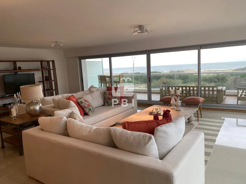 Departamento De 3 Dormitorios En Venta Frente Al Mar, Playa Brava - Silente Block I - Ref : Pbi14387