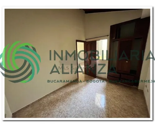 Casa En Venta En Mejoras Publicas. Cod V61140