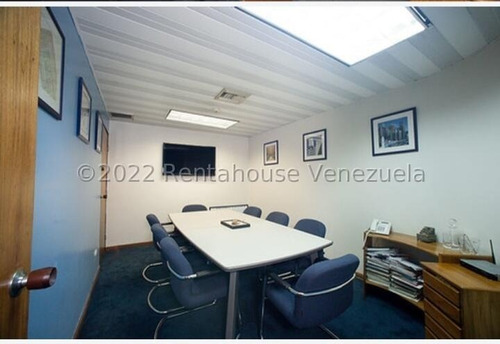 Imagen 17 de 17 de Local Comercial En Venta En Las Mercedes A Pie De Calle