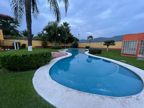 Casa En Venta En Fraccionamiento Las Garzas, Emiliano Zapata, Morelos