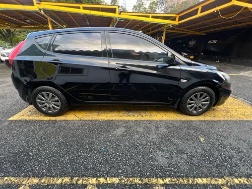 Hyundai Accent 1.6l 5 p