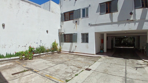 Departamento 1 Dorm C/ Cochera - Zona 70 Y 6