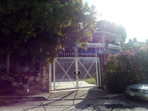 Amplia Y Céntrica Casa En Acapulco Dorado, Para 20 Personas.