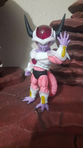 Dragon Ball Z Figura Freezer 15 Cm (Usado)