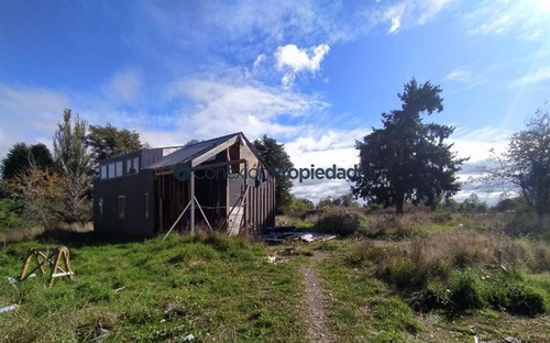 Casa En Venta De 2 Dorm. En Frutillar