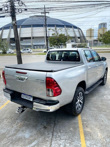 Imagem 7 de 15 de Toyota Hilux 2018 2.7 Srv Cab. Dupla 4x2 Flex Aut. 4p