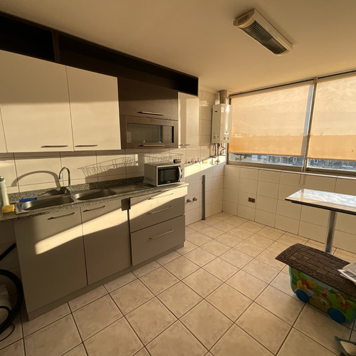 Arriendo Depto. 3d/2b/1e, Huertos Familiares, Excelente