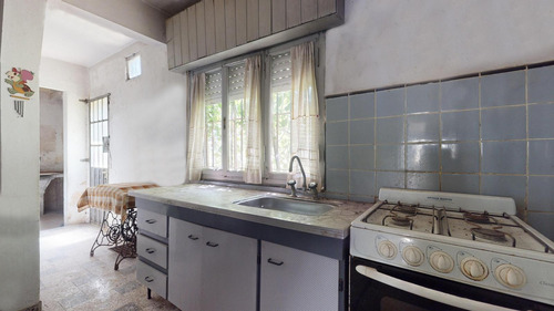 50 Entre 124 Y 125 El Dique, Ensenada - Casa De2 Dormitorios A Reciclar En Venta -