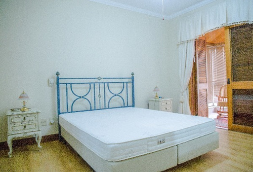 Excelente Apartamento De 4 Dormitórios - 3743