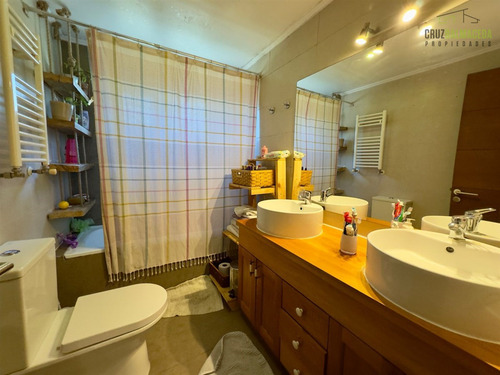 Casa En Venta De 4 Dorm. En Puerto Varas