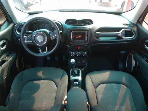 Imagem 11 de 11 de Renegade Sport 1.8 (flex)