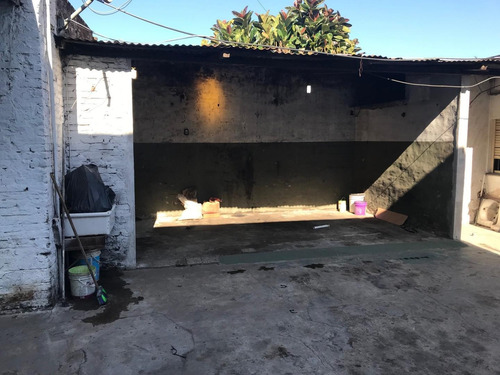 Imagen 9 de 15 de Venta - Local/galpon Con Playon Vehiculira - Balbin 5820