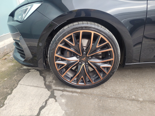Cupra Leon 300Hp
