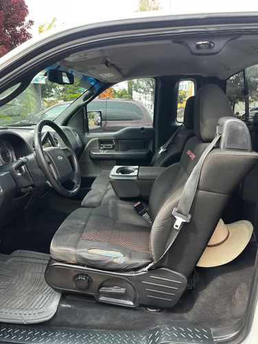 Ford Lobo 4.6 Stx Cabina Regular 4x2 At
