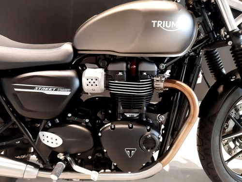 Triumph Bonneville T120 2018 Street Twin (c)